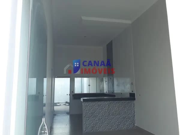 Casa nova 3 quartos sendo um suíte bairro jardim Brasilia