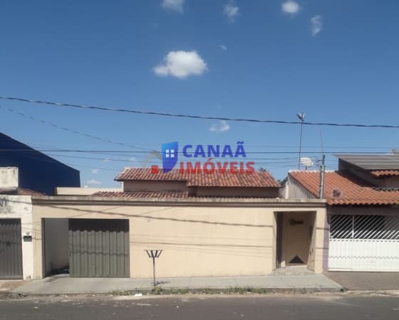 Casa 3 quartos bairro Jardim Palmeiras próximo ABC Supermercado