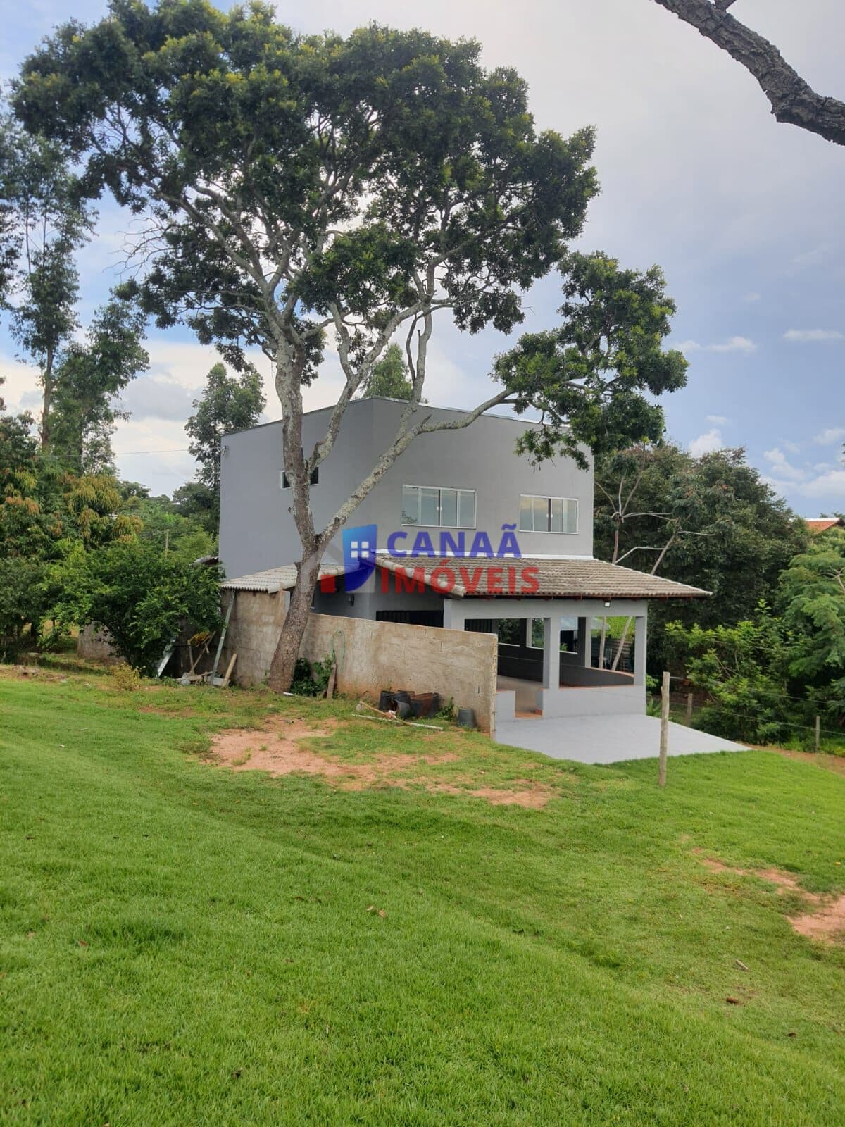 Rancho na Represa de Emborcação