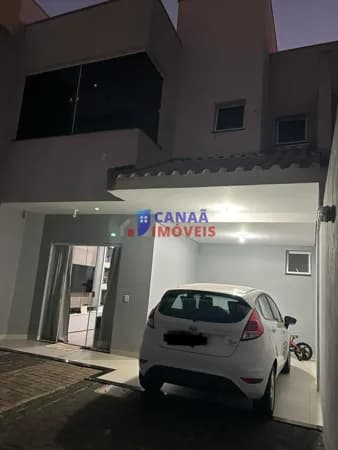 Sobrado com 4 quartos, 150 m², Alto Umuarama
