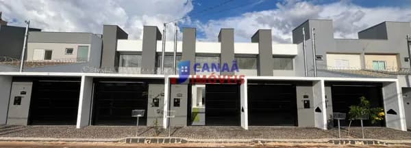 Sobrado 3 quartos 1 suíte bairro Vida Nova (região Novo Mundo)