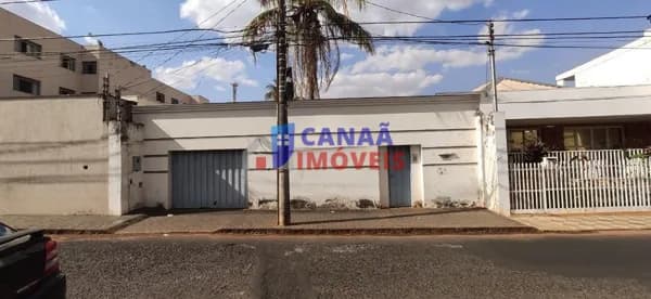 Casa 3 quartos 2 suíte - imóvel comercial na região central de uberlandia