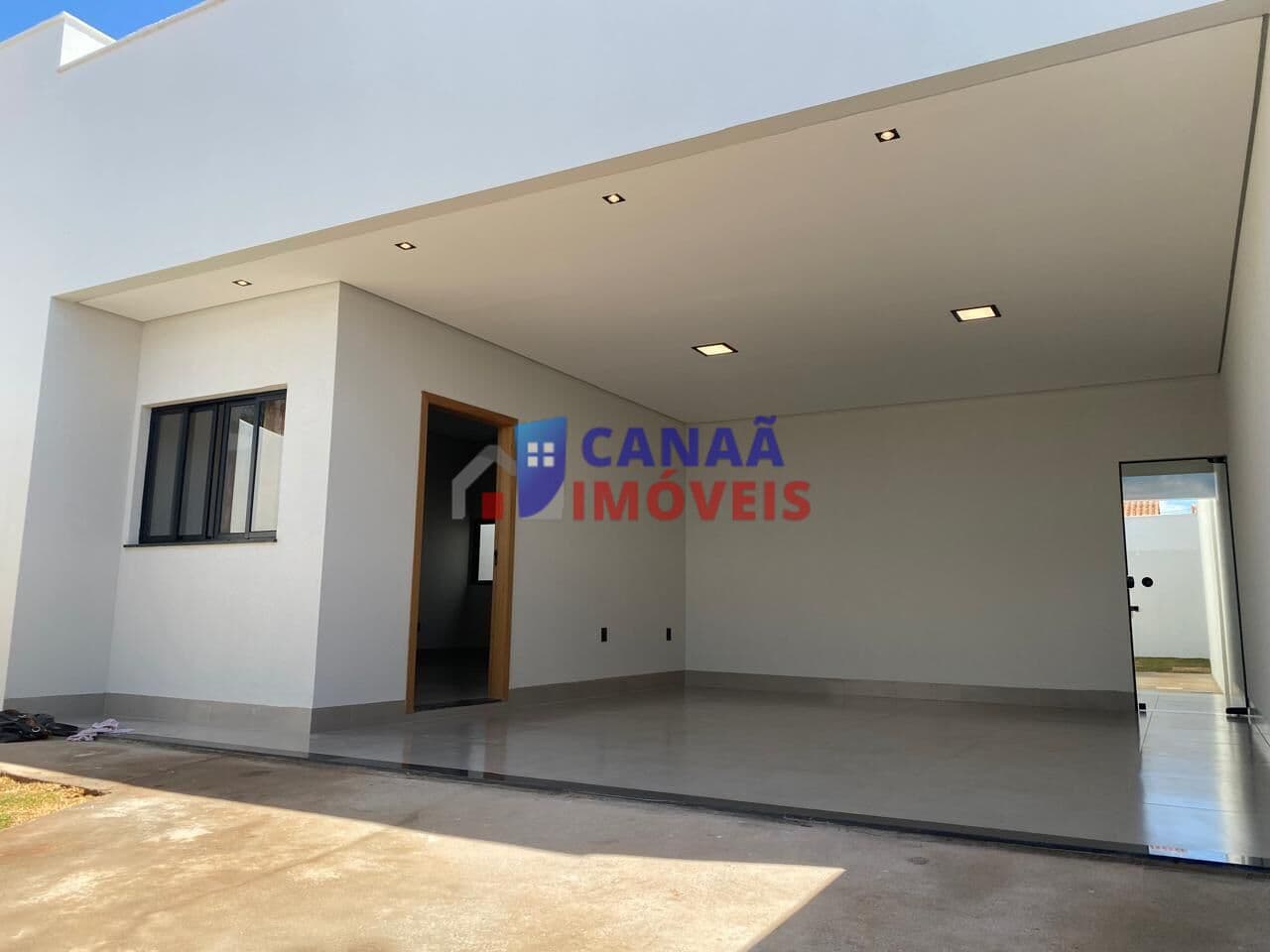 Casa nova 3 quartos 1 suíte biarro Nova Uberlândia próximo aos condomínios