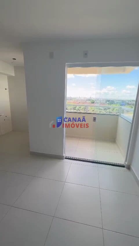 Apartamento 2 quartos, 1 suíte + documentos grátis* c/ 2 vagas de garagem, bairro Novo Mundo