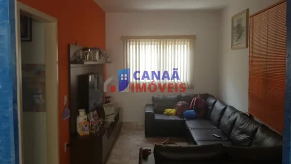 Casa 3 quartos b. jardim américa próximo ao Bahamas - av. Vinícius de Moraes