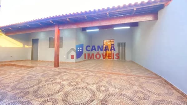 Casa à venda - bairro Planalto em Uberlandia 4 quartos 2 suites.
