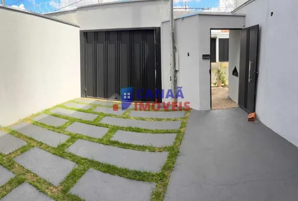 Sobrado 3 quartos 1 suíte bairro laranjeiras