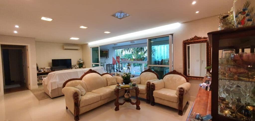 Apartamento com 3 dorm , sendo 1 suíte master com hidro - Centro - Londrina/PR