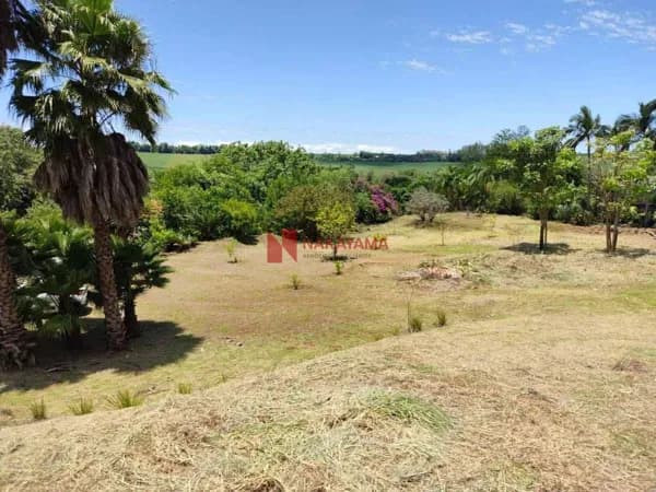 Terreno à Venda no Condomínio Estância Cabral – Exclusividade, Natureza e Alto Potencial