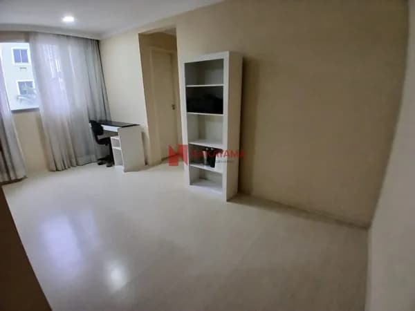 Apartamento à Venda com 2 Quartos no Parque Jamaica