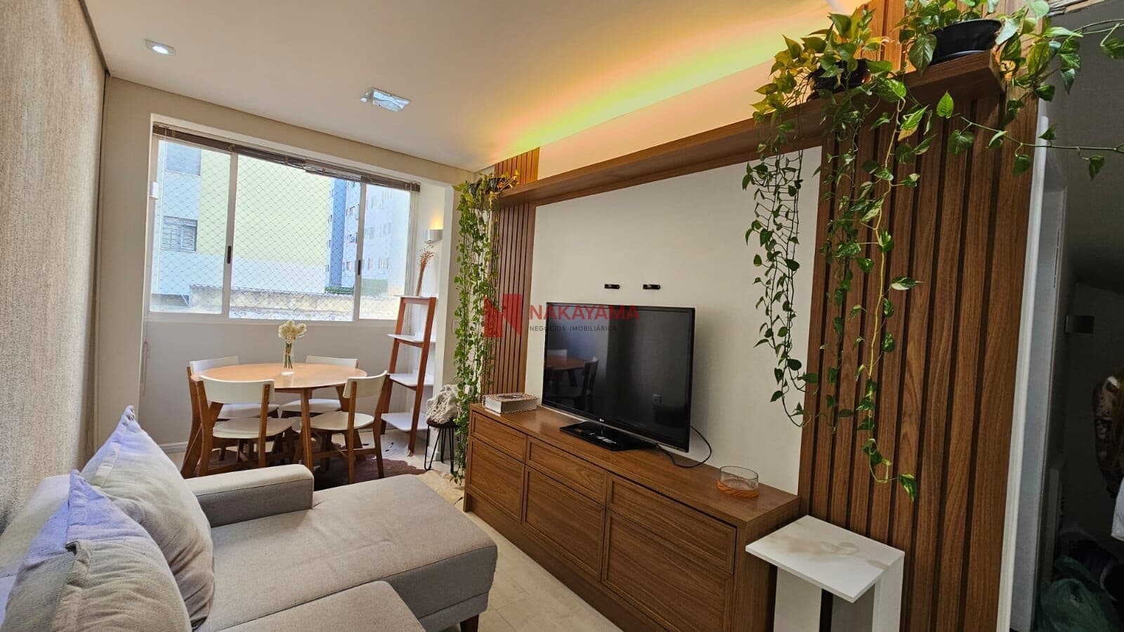 Apartamento Duplex mobiliado 1 suíte - 1 vaga - Centro