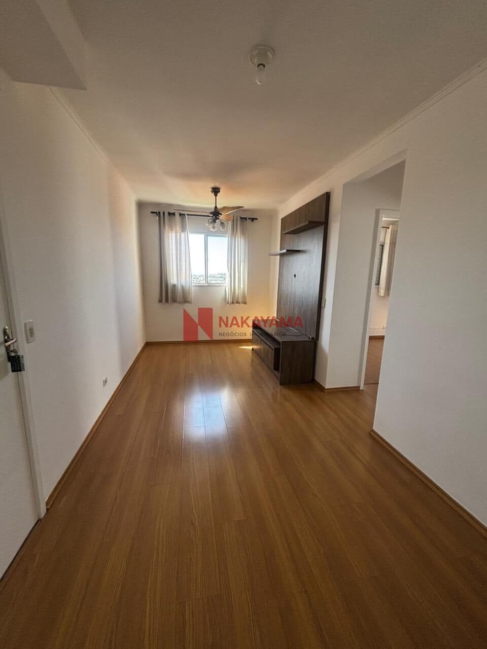Apartamento para Alugar no Ouro Verde com 2 Dorm com Armários