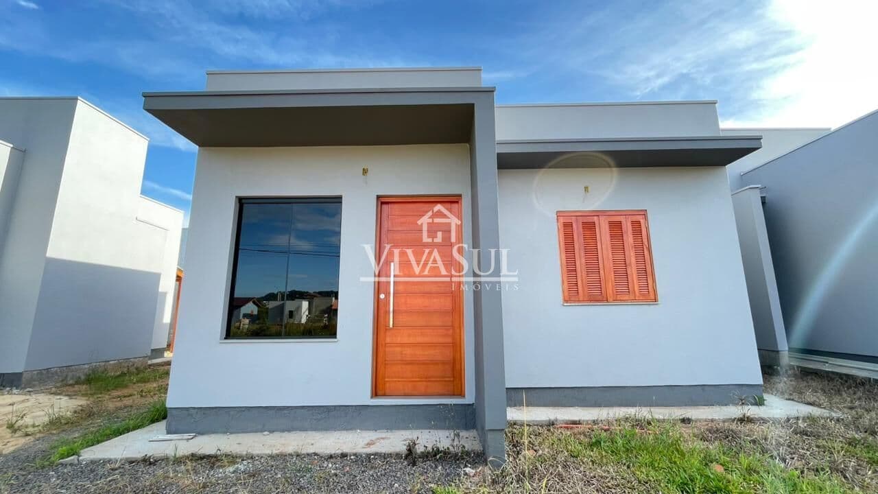 Casa com 2 Dormitórios pronta para morar no Lot. Coqueiro em Parobé/RS