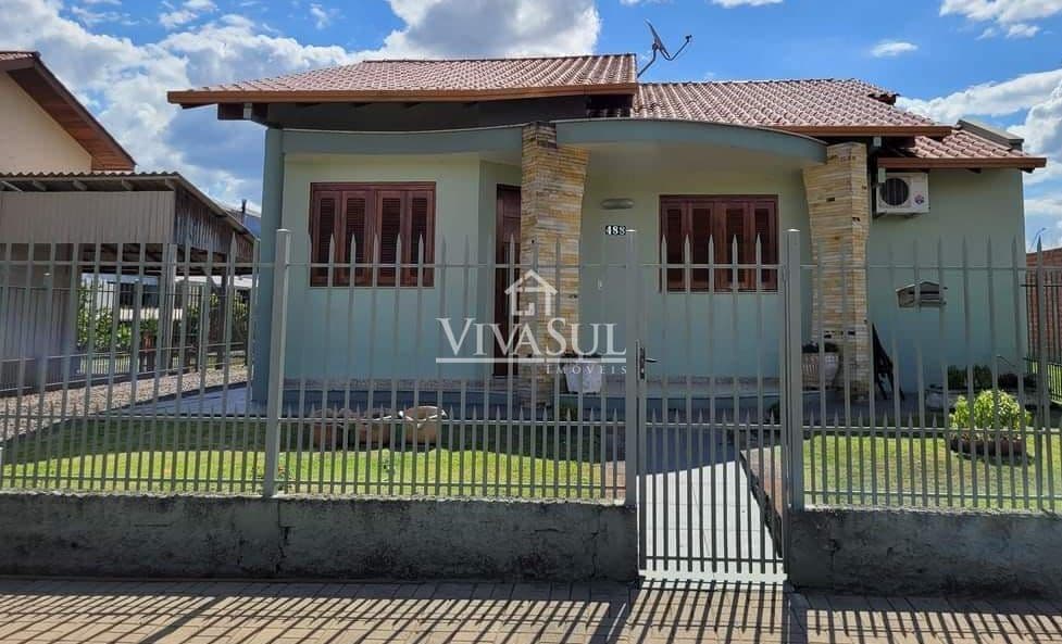Casa com 2 Dormitórios no Bairro Casa de Pedra em Igrejinha/RS