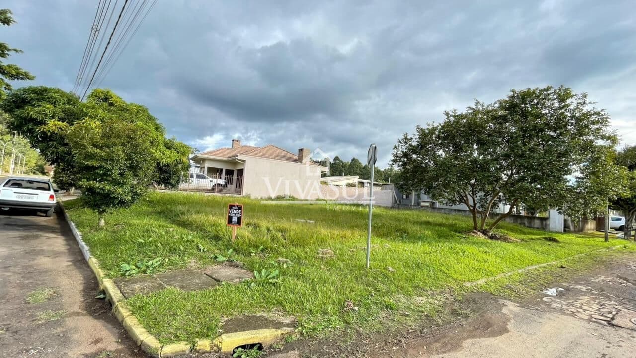 Terreno de esquina com 480m² no bairro Casa de Pedra em Igrejinha/RS