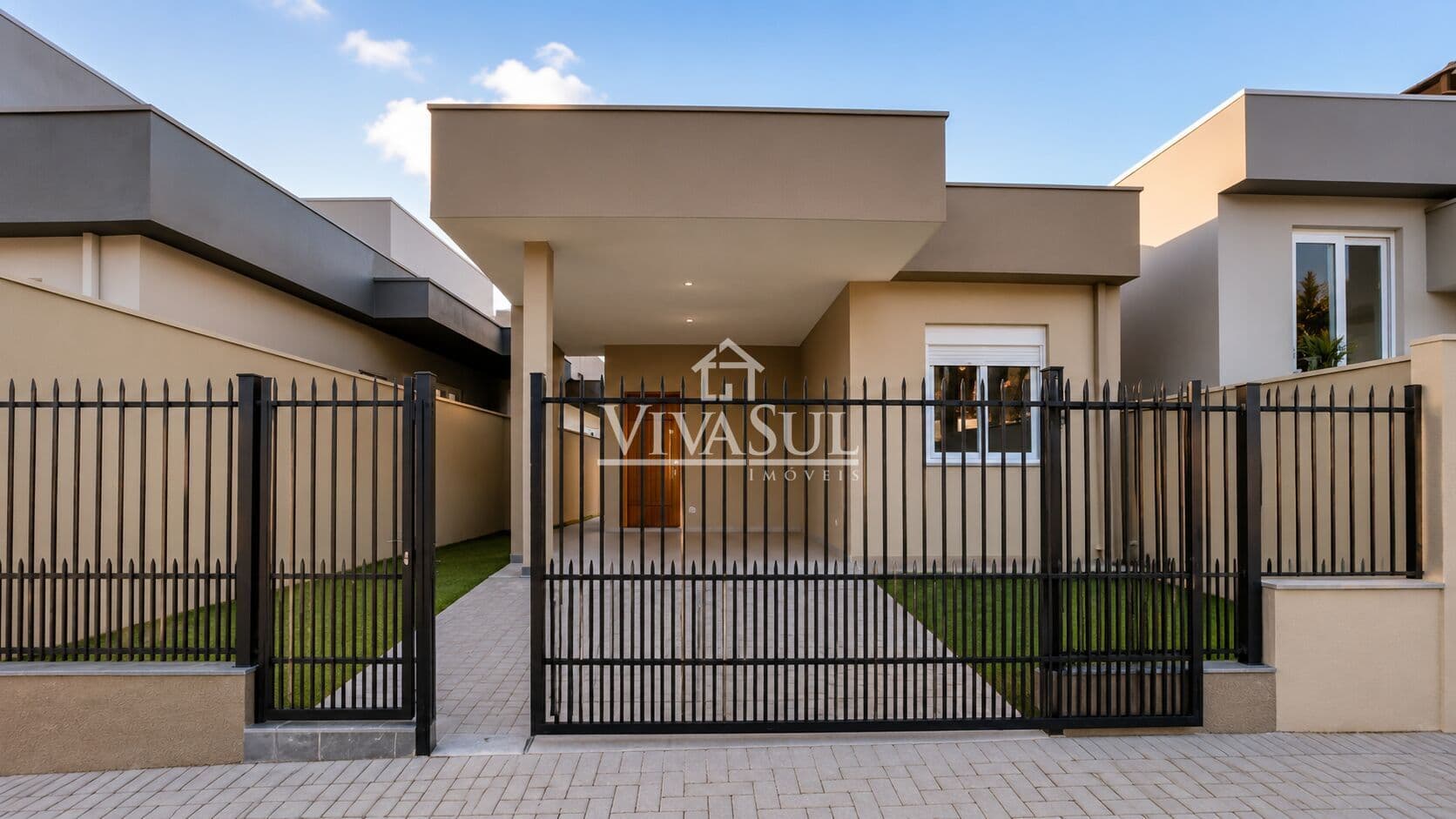 Casa á venda com 2 dormitórios no Bairro Viaduto- Igrejinha/RS