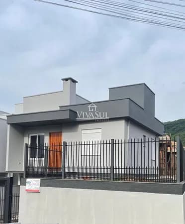 Sobrados com 2 dormitórios no Bairro Viaduto