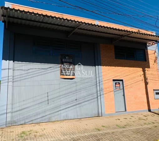 Prédio/Edifício Inteiro em Igrejinha - Casa de Pedra