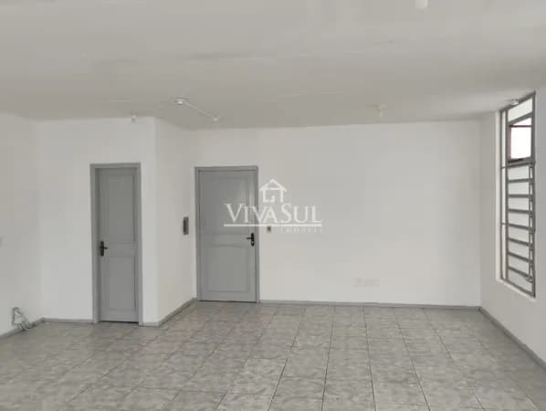 Sala/Conjunto em Igrejinha - Centro