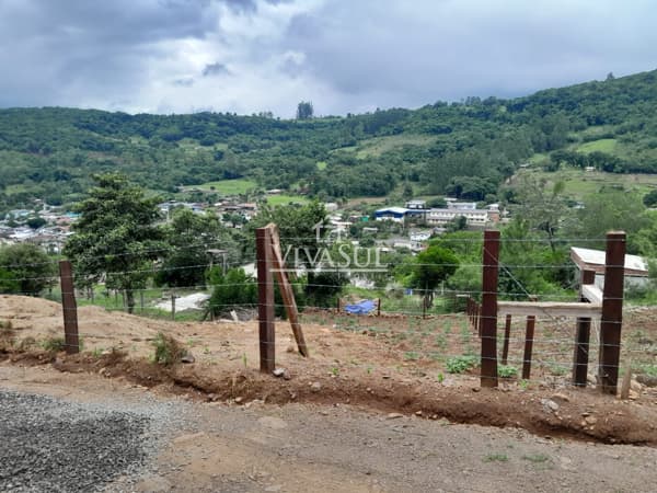 Lote/Terreno em Três Coroas - Centro