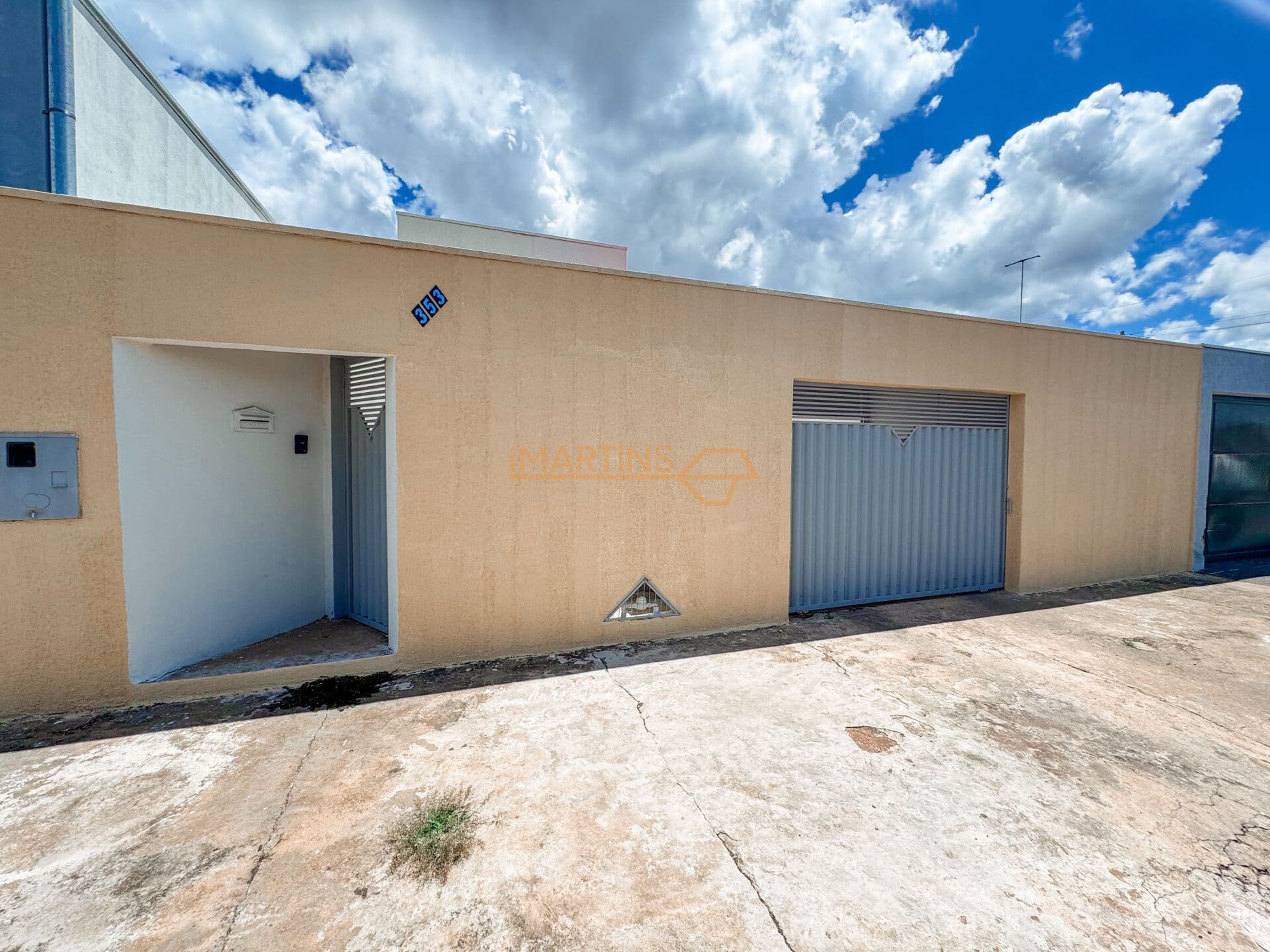 Casa em Araguari - Jóquei Clube