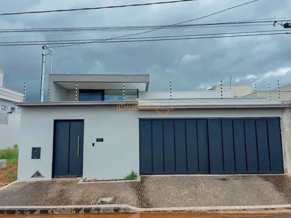 Casa a Venda