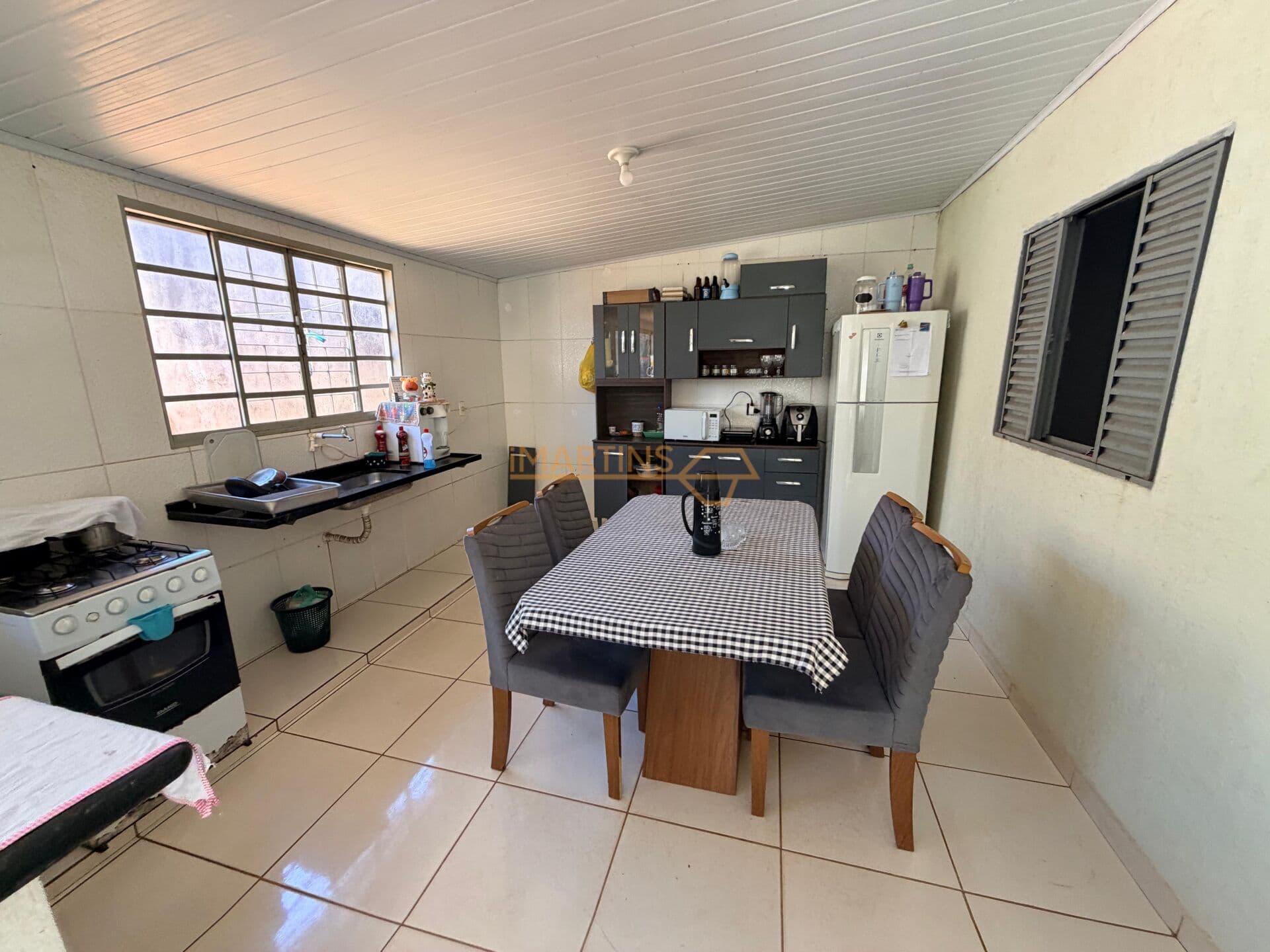 Casa Padrão á Venda