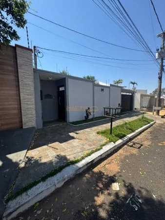 Casa em Araguari - Sibipiruna