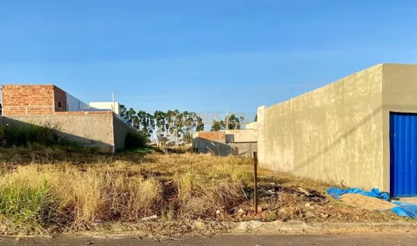 Lote/Terreno em Araguari - Bela Vista