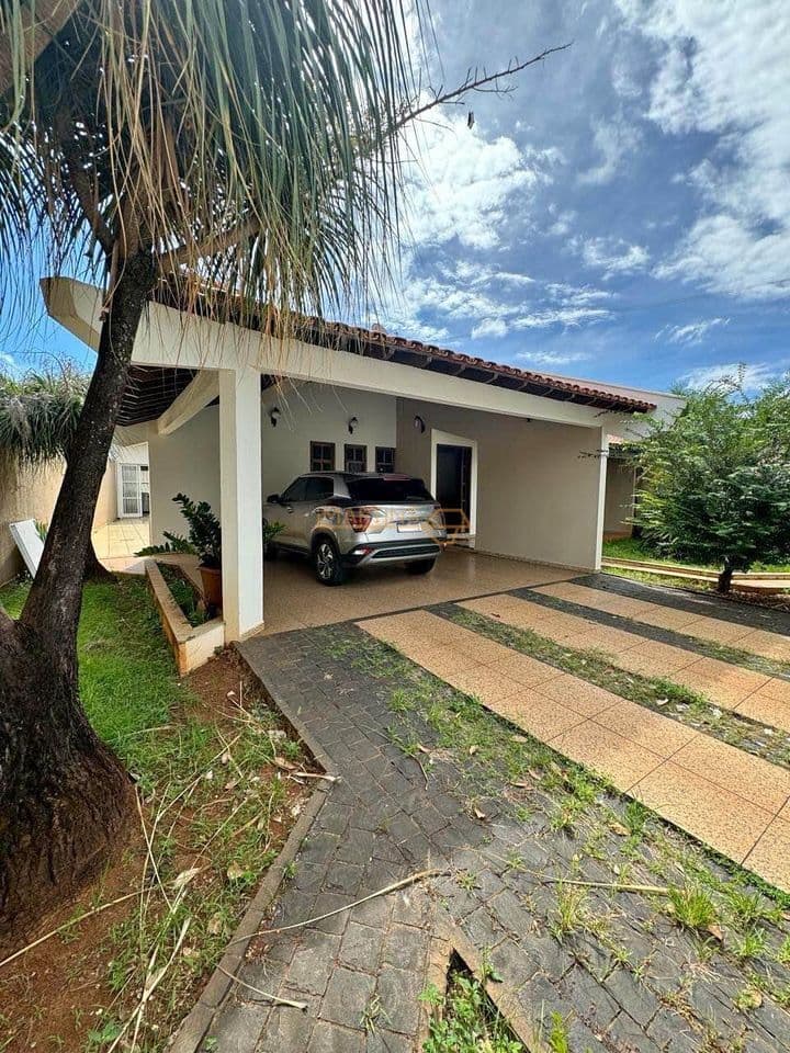 Casa em Araguari - Industrial