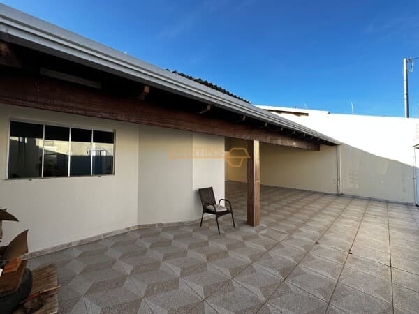 Casa em Araguari - Santiago