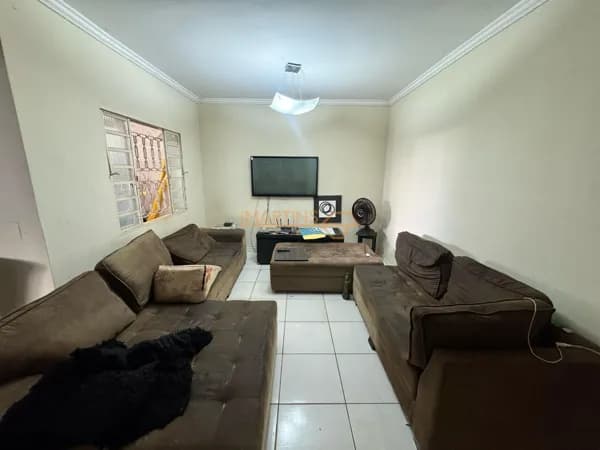 Casa Alto Padrão no Bairro Industrial