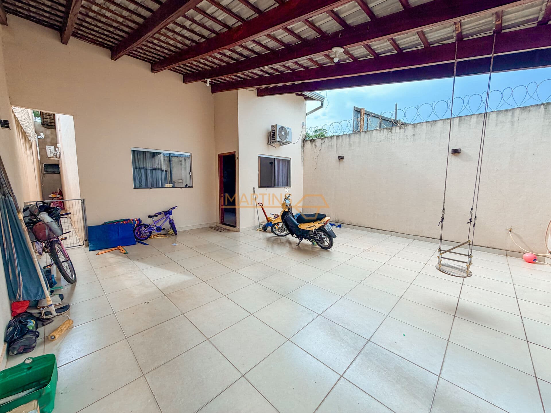 Casa a venda- Próximo ao Pica Pau (Bairro Santiago)
