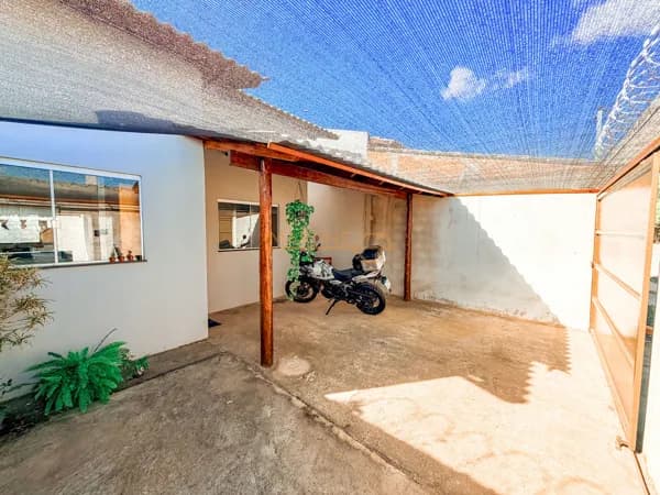 Casa em Araguari - Goiás (Parte Alta)