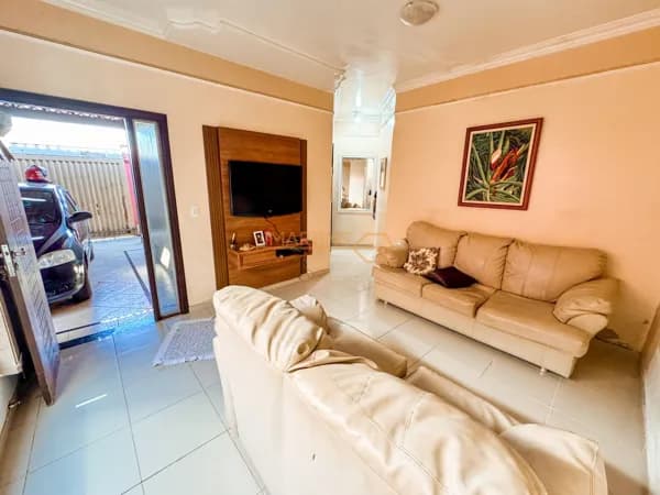 Casa em Araguari - Santiago