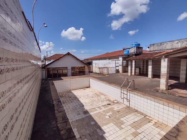 Casa em Araguari - Centro