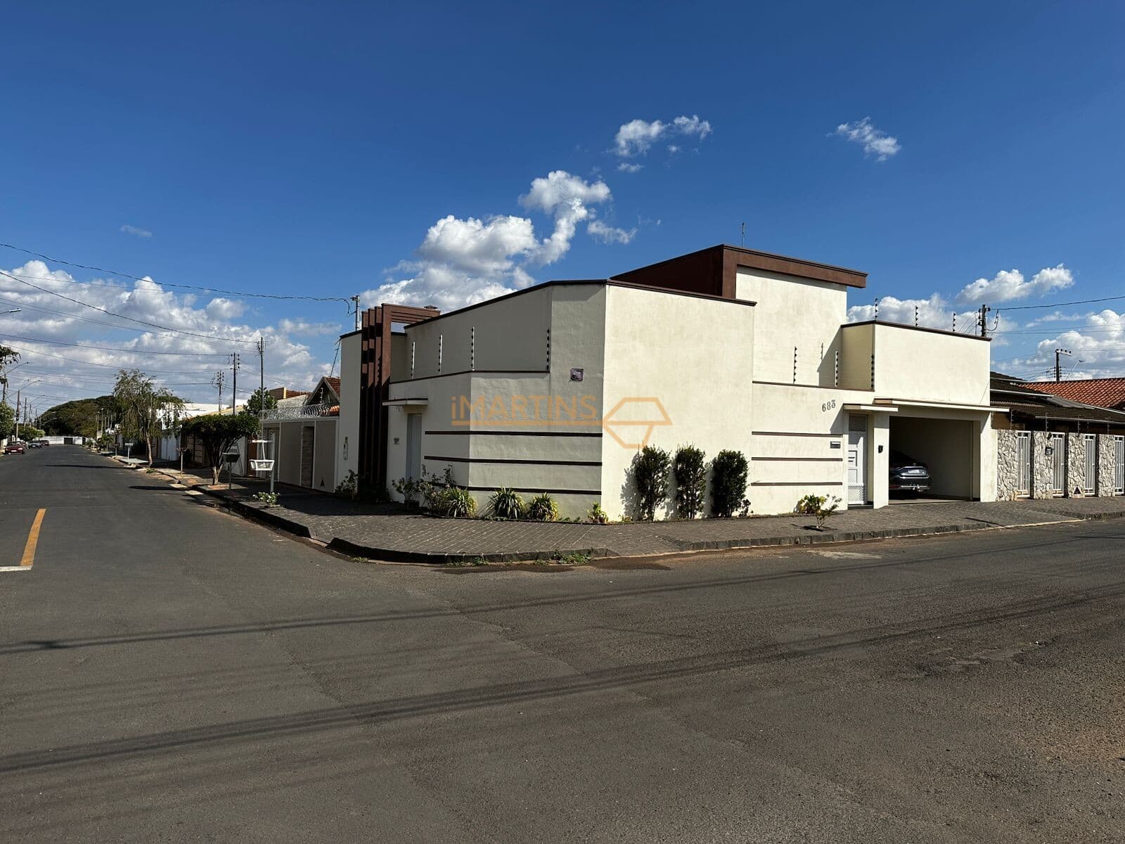 Casa em Araguari - Industrial