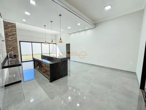 Casa Alto Padrão no bairro Interlagos