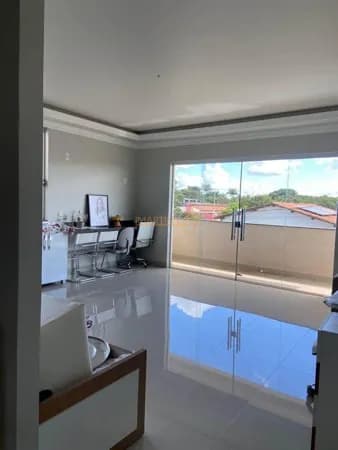 Casa em Araguari - Santiago