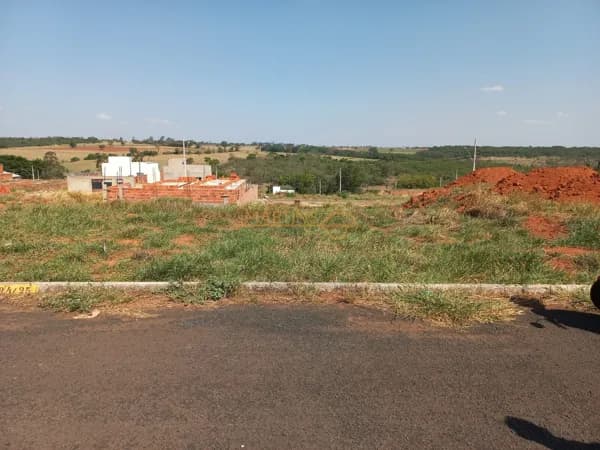 Lote/Terreno em Araguari - Bela Vista