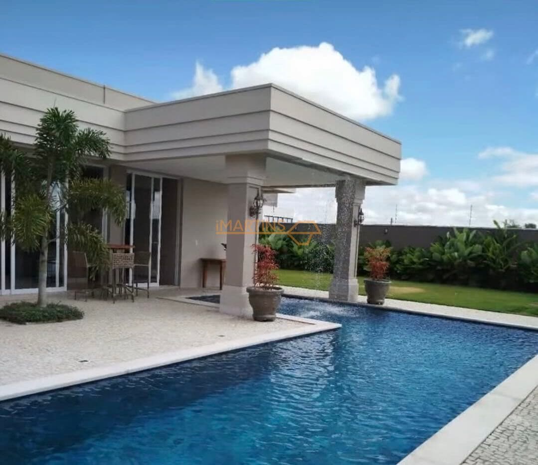 Casa Alto Padrão à venda em Araguari/MG
