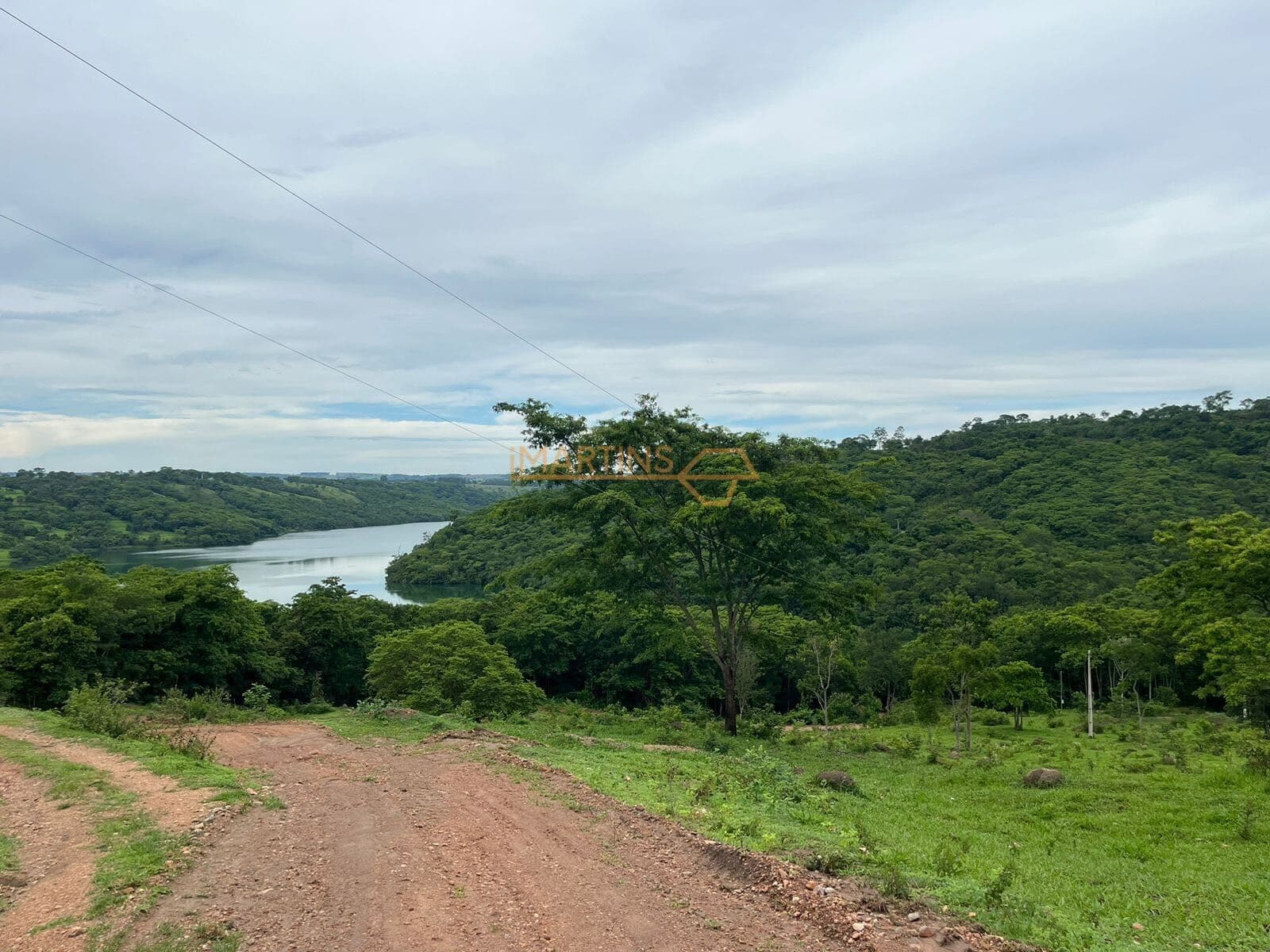 Fazenda/Sítios/Chácaras em Araguari - Área Rural de Araguari