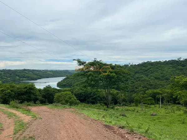 Fazenda/Sítios/Chácaras em Araguari - Área Rural de Araguari