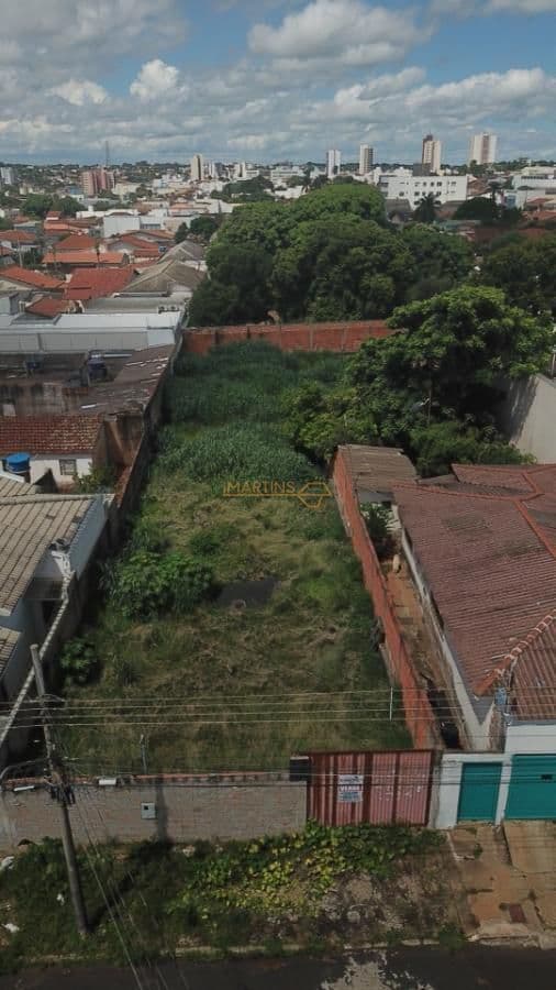 Lote/Terreno em Araguari - Centro
