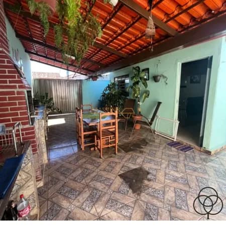 Casa em Araguari - Área Rural de Araguari