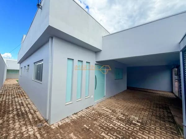 Casa em Araguari - Santiago