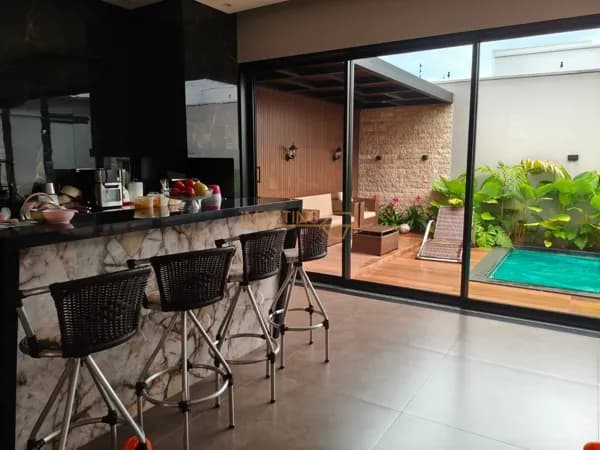 Casa a Venda