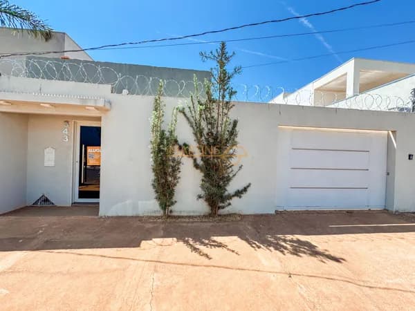 Casa em Araguari - Jardim Interlagos
