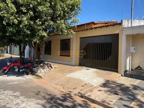 Casa em Araguari - Amorim