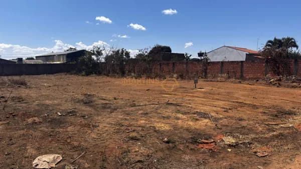 Lote/Terreno em Araguari - Vieno